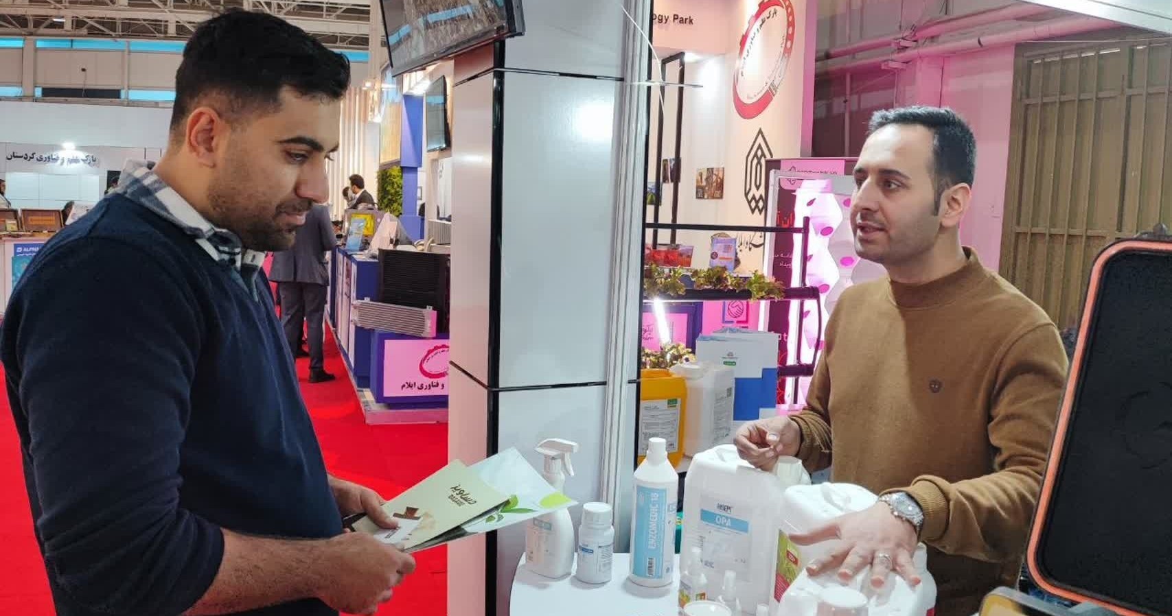 فراخوان شناسایی محصولات شاخص جهت حضور در نمایشگاه هفته پژوهش و فناوری استان گلستان