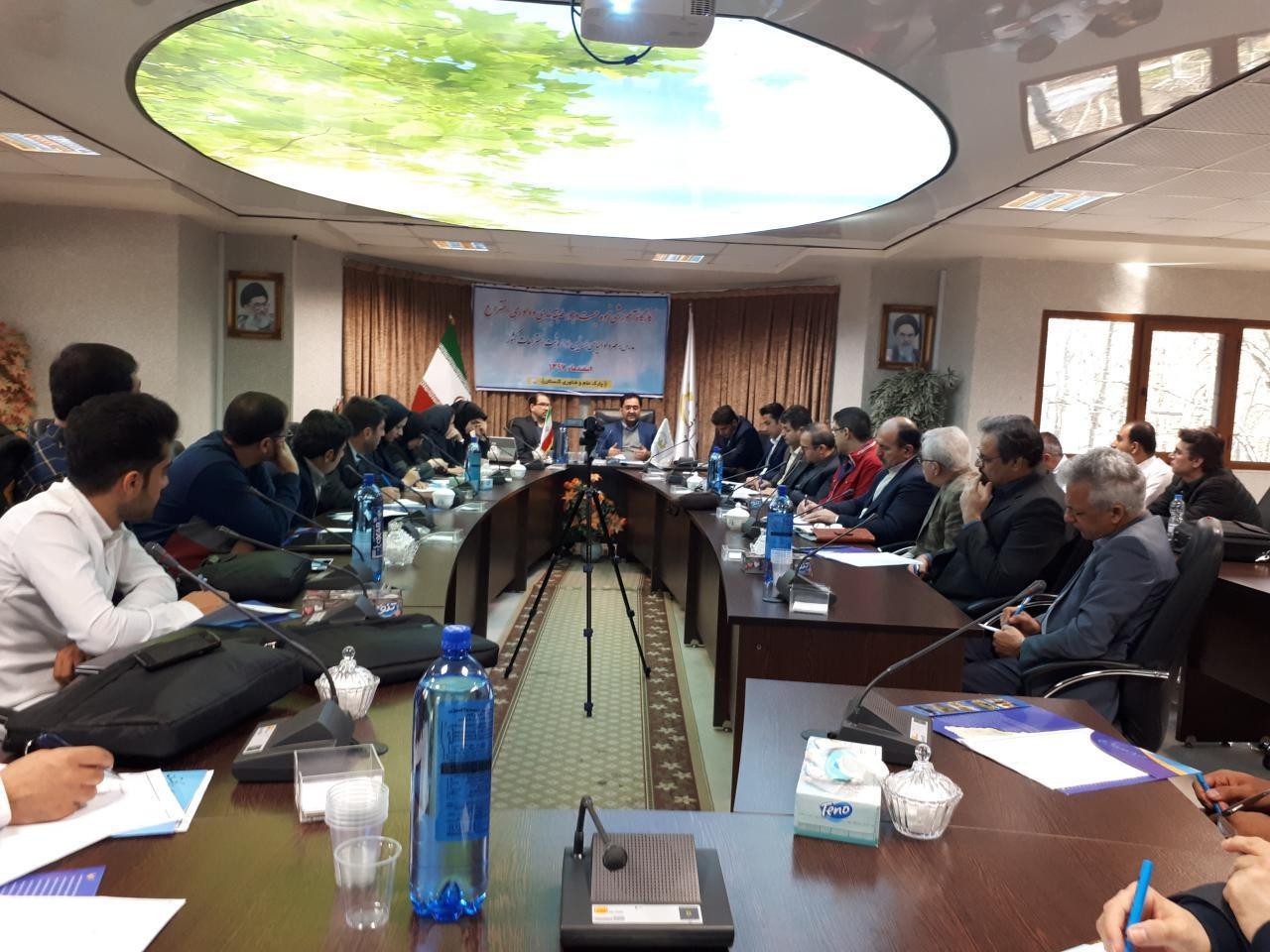 گزارش تصويري کارگاه آموزشی آشنایی با نحوه جست‌وجو، طبقه‌بندي و داوري اختراع با حضور الياسي، رئیس اداره ثبت اختراعات کشور