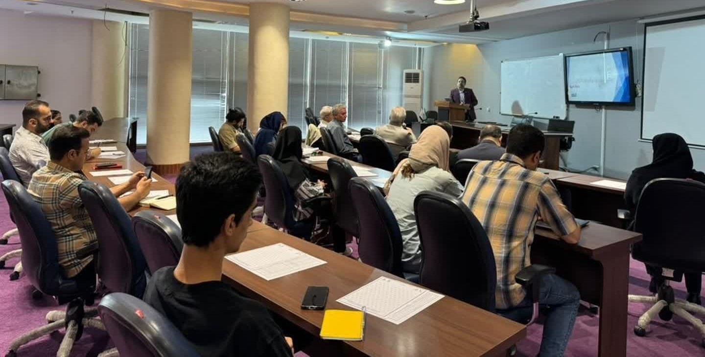 برگزاری کارگاه آموزشی «جذب سرمایه» در پارک علم و فناوری گلستان