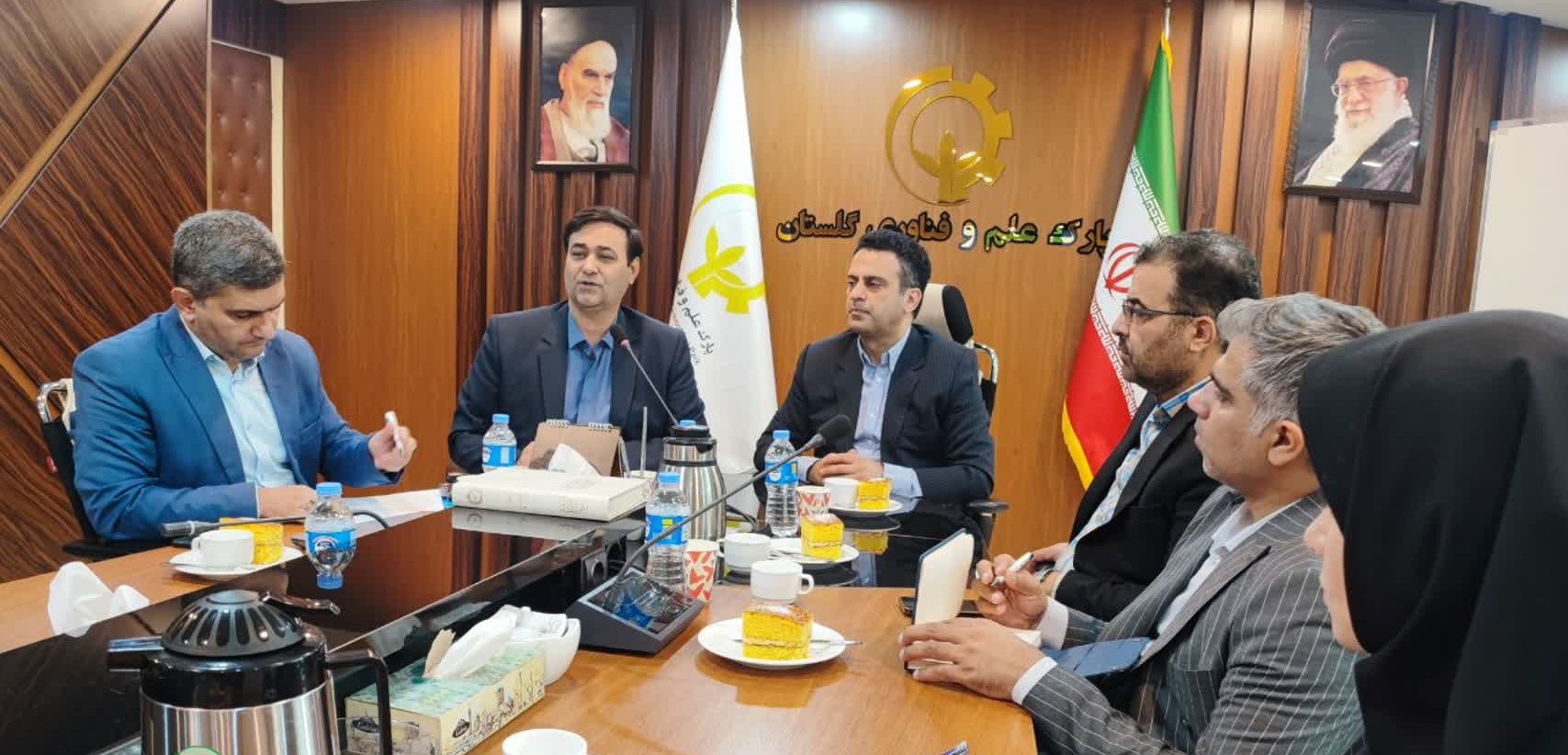 حرکت پارکهای علم و فناوری به سوی رفع چالشها و توسعه آییننامههای ملی