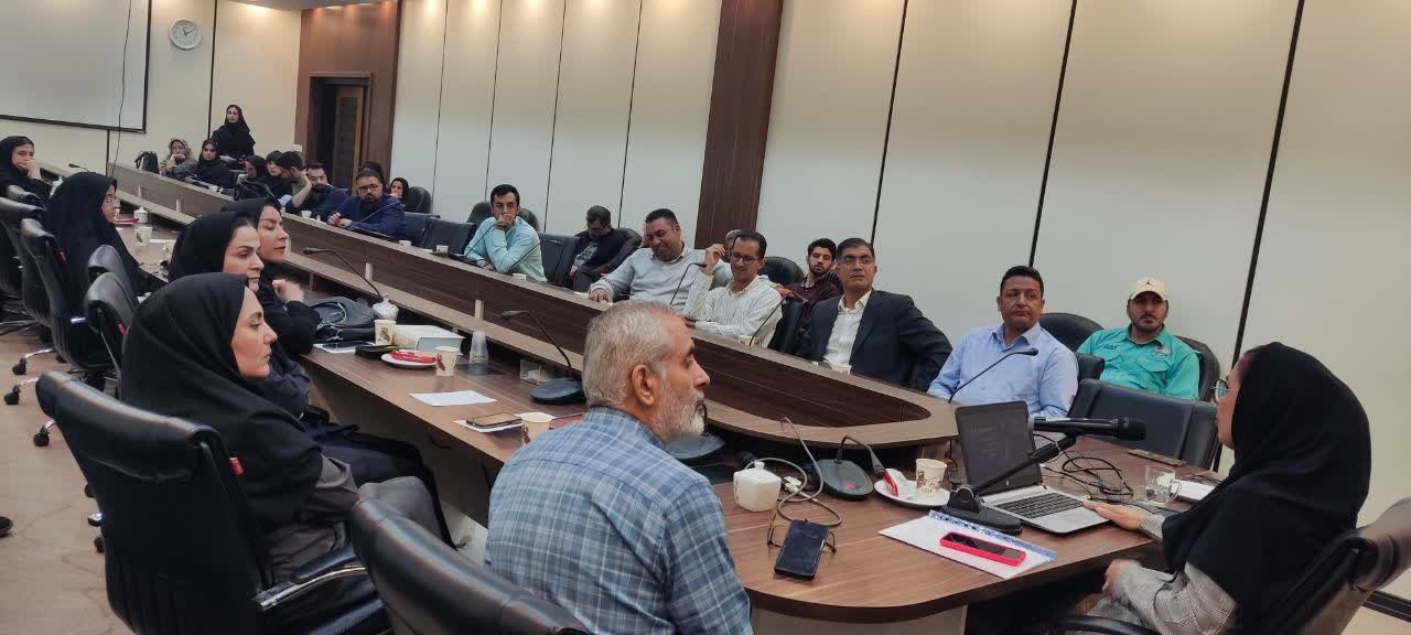 کارگاه آموزشی از ایده تا ثبت اختراع و تجاریسازی در دانشگاه آزاد اسلامی آزادشهر برگزار شد