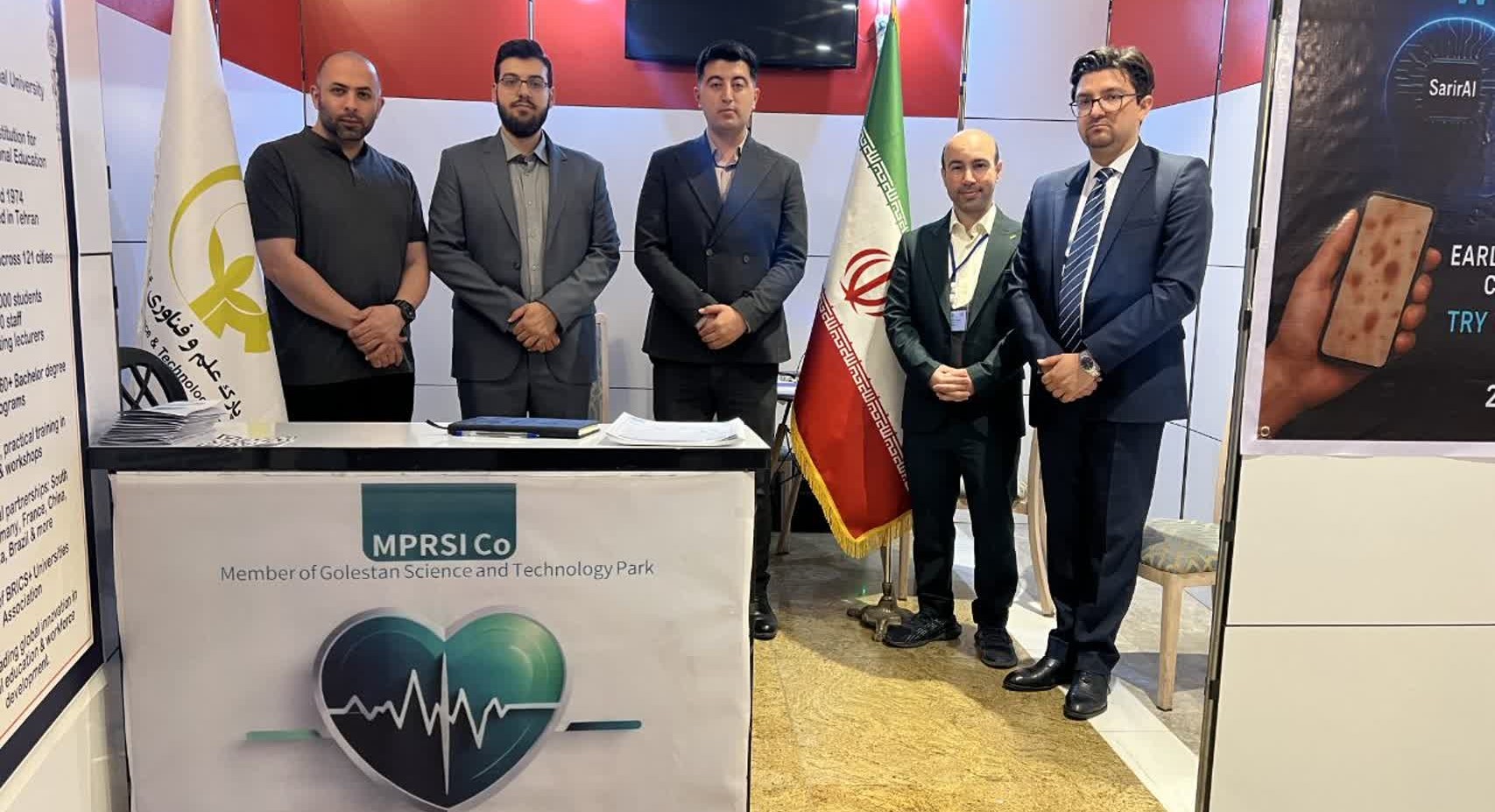 نمایش دستاوردهای فناورانه پارک علم و فناوری گلستان در حاشیه اجلاس وزیران آموزش عالی کشورهای اسلامی